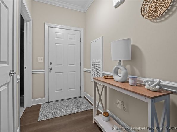 291 Gallery Dr UNIT 102, Spring Lake, NC 28390