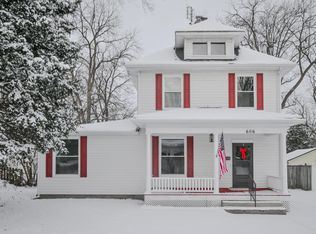 606 S Walnut St, Urbana, OH 43078