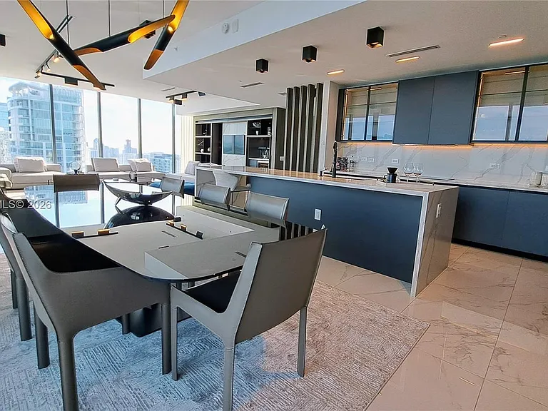 3131 NE 7th Ave #Penthouse 4901 — Photo 15