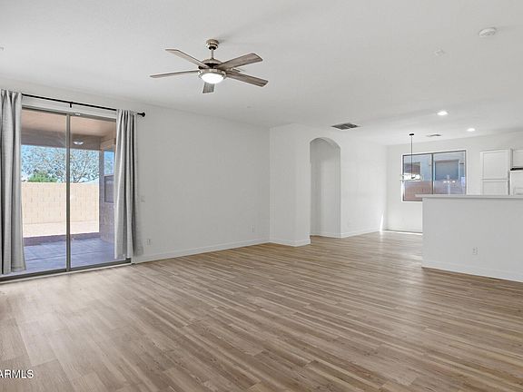 4th image of 8838 W PAYSON Road