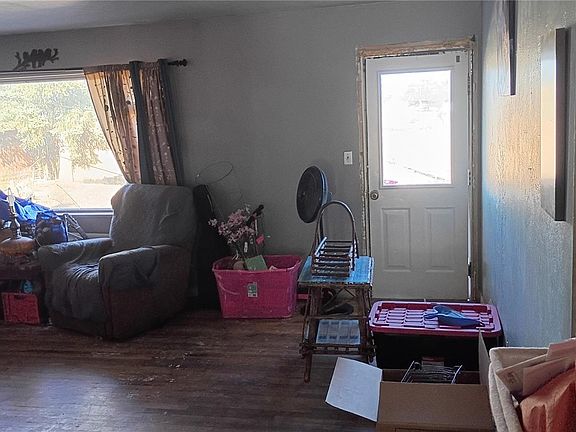 5th image of 918 S Cedar Street