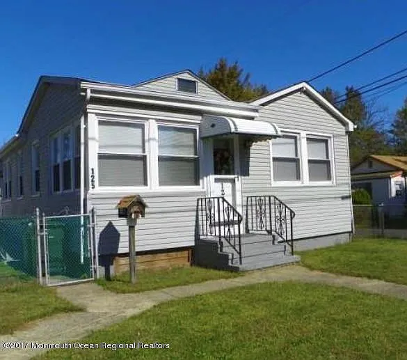125 7th St photo 1