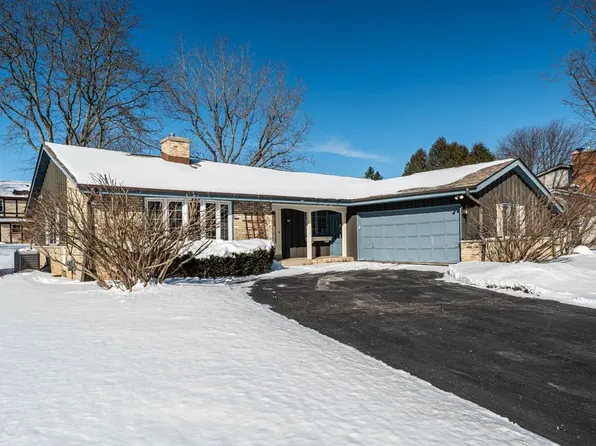 603 Alta Loma DRIVE, Thiensville, WI 53092