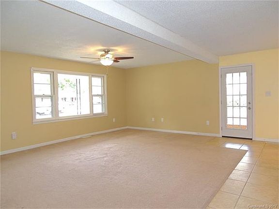 4th image of 2630 Fairgreen Dr