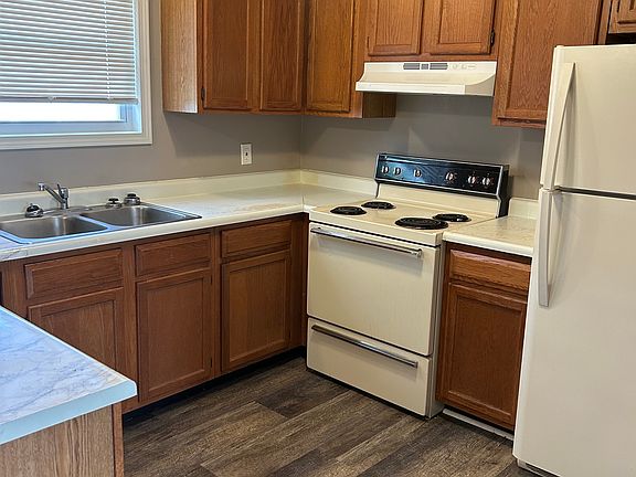 4th image of 22 Winchester Rd #3