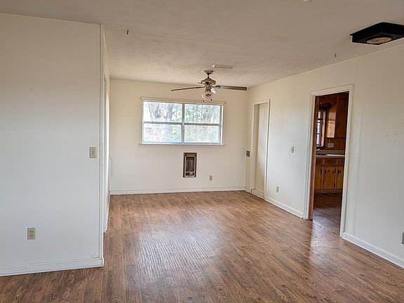 3rd image of 2550 Bodiford Rd