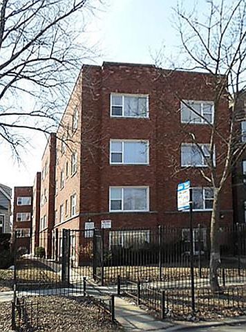 1st image of 1957 W Lunt Ave APT 1