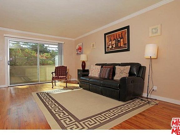 3rd image of 404 San Vicente Blvd Unit 205