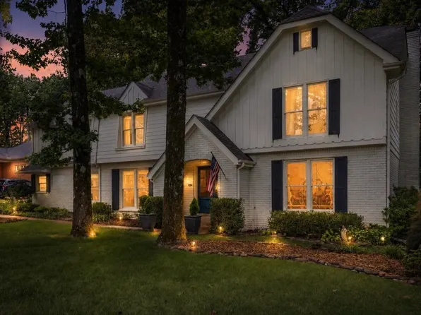 1863 Miller Farms Rd, Germantown, TN 38138