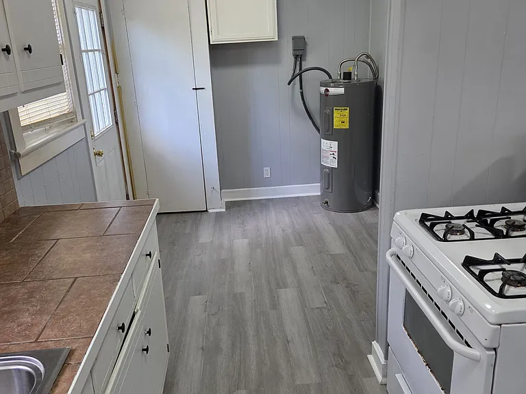 Kitchen 3
