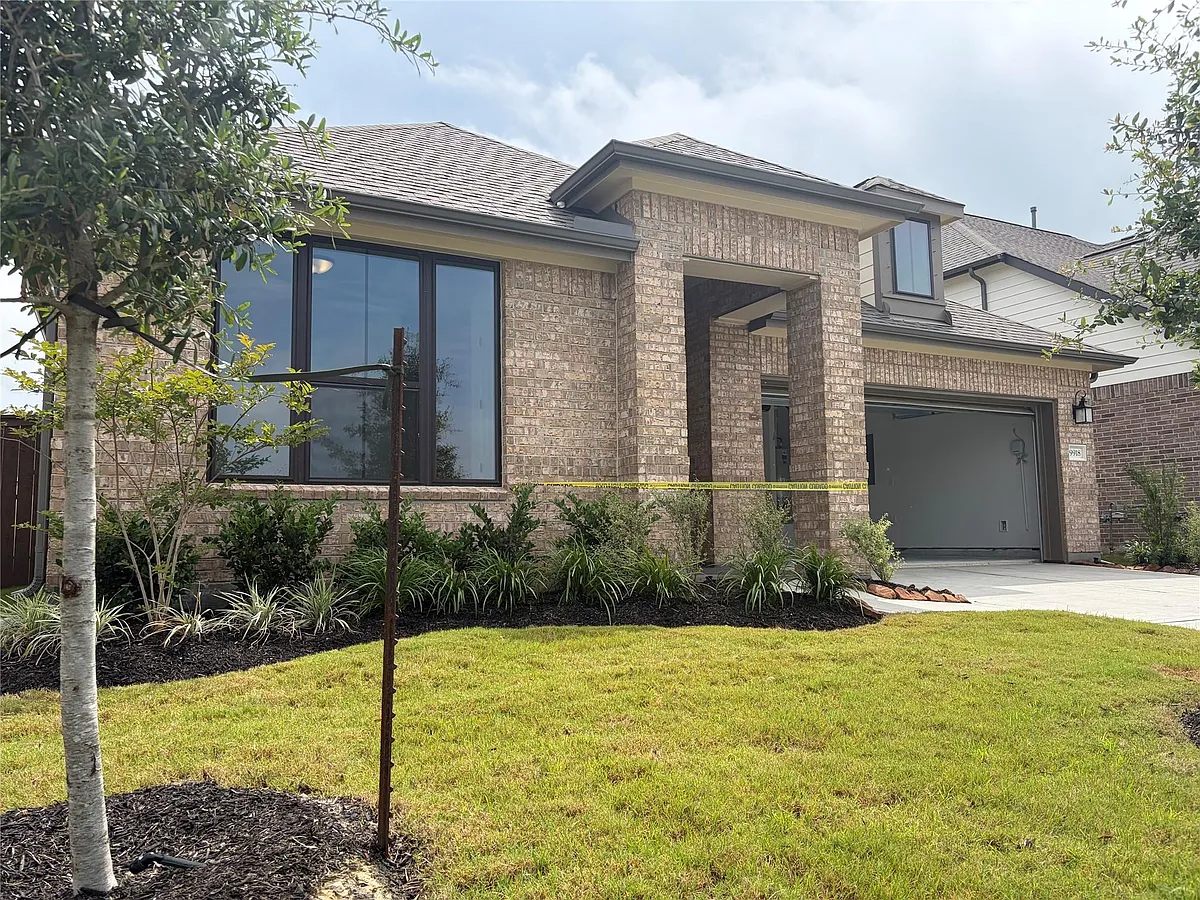 Building Photo - 9918 Red Knot St
