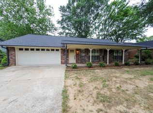 17 Stonehedge Dr, Conway, AR 72034