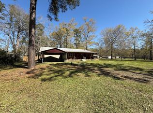 1755 Pleasure Bnd, Hemphill, TX 75948