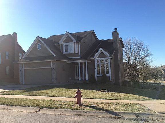 3rd image of 301 Shannon Ave