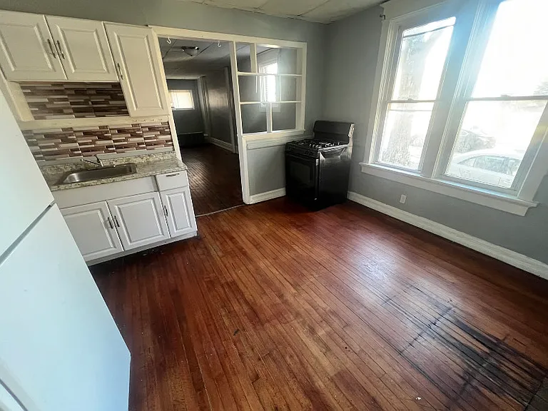 2301 W Mitchell St #1 — Photo 6