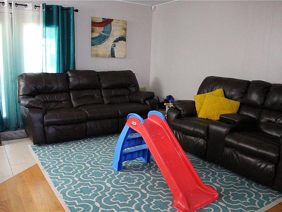 4th image of 7409 Christopher Ct
