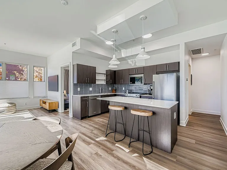 1707 Walnut St #104 — Photo 15
