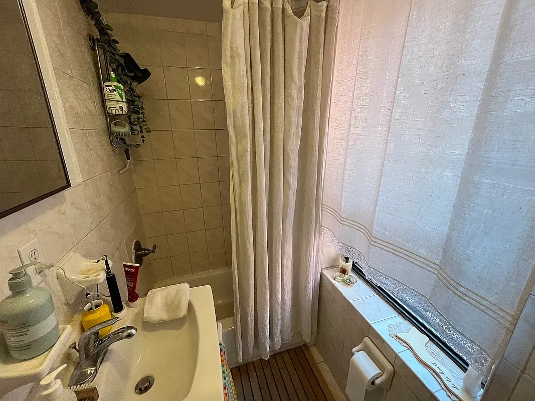 160 Orchard Street — Photo 3