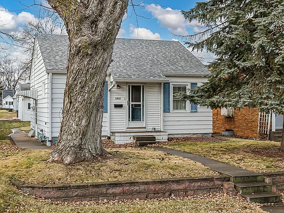 2nd image of 1917 33rd St
