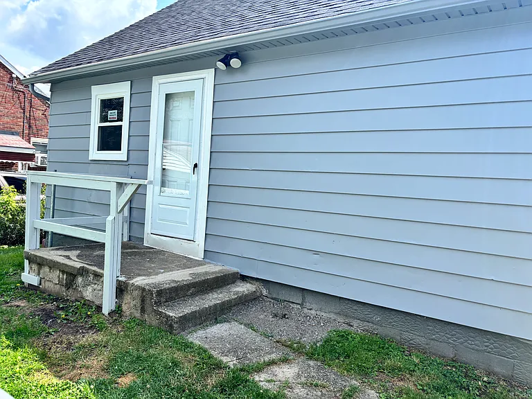 114 Matta Ave — Photo 2