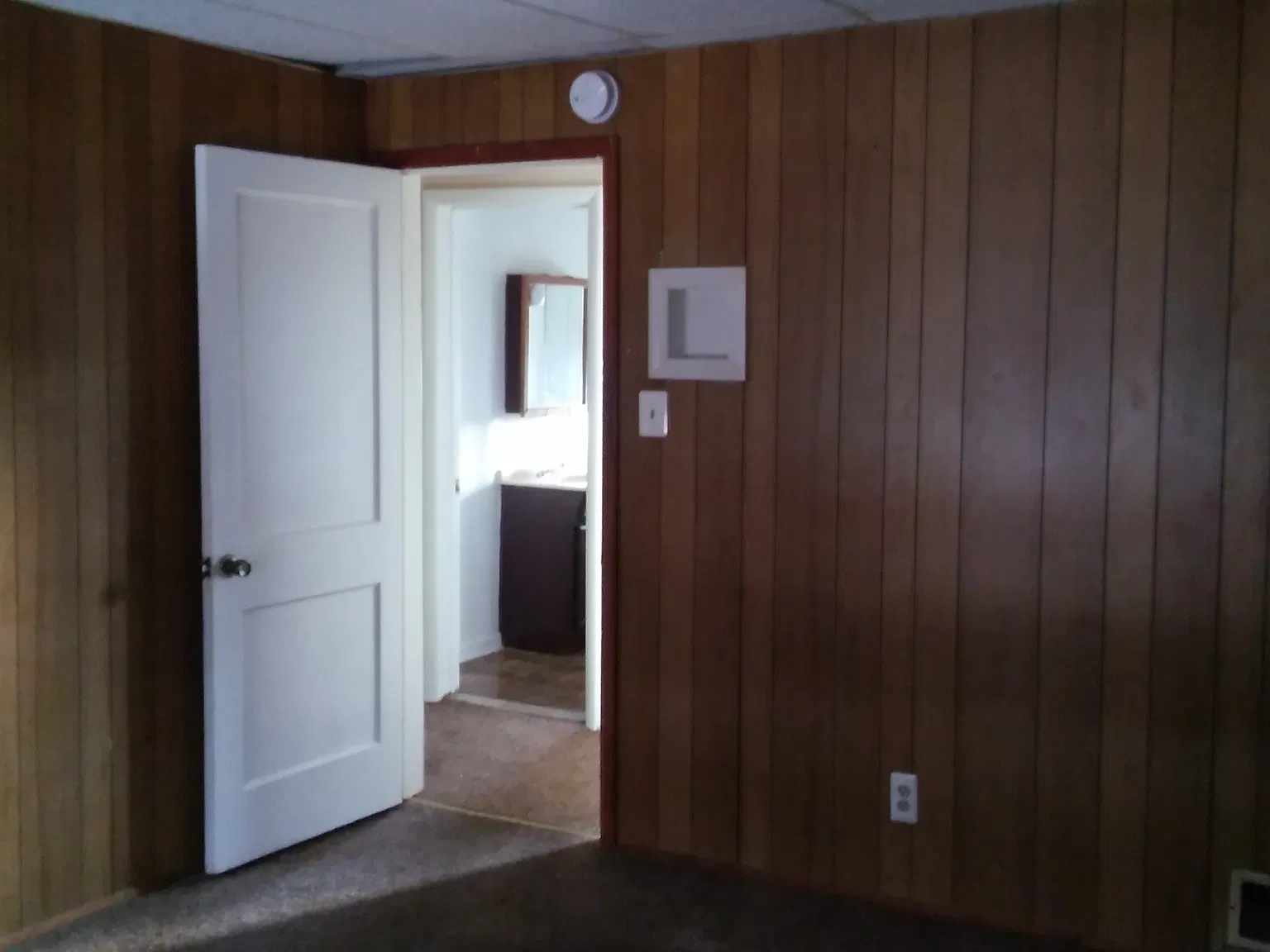 2 bed, 1215 sqft, $1,349 — Photo 2