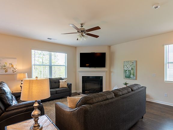 2nd image of 438 Furlough Dr