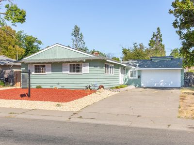 7620 East Pkwy, Sacramento, CA, 95823