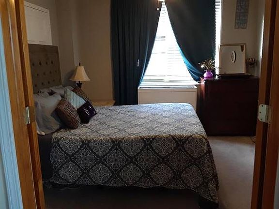 3rd image of 30 Glenbrook Rd #8A