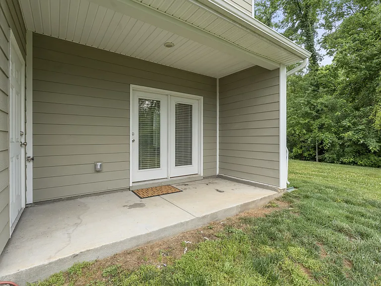 610 Clifford Hts — Photo 25