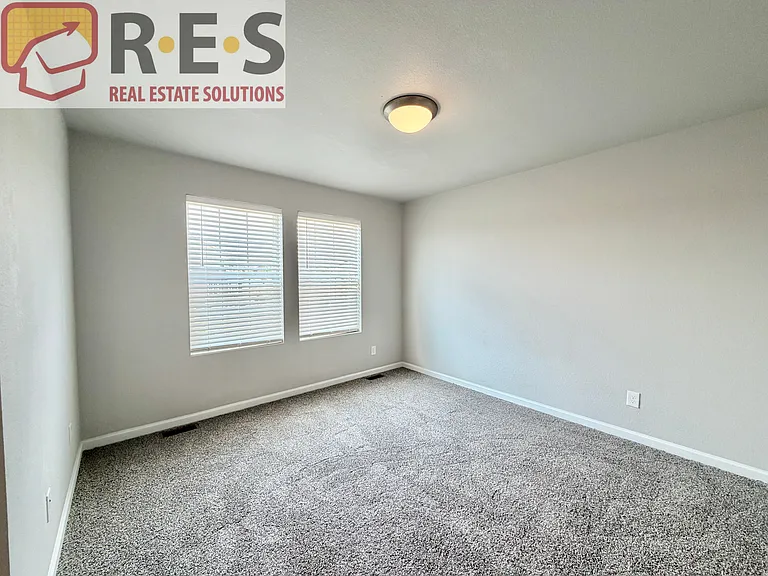 5361 Mountain Vista Hts — Photo 9