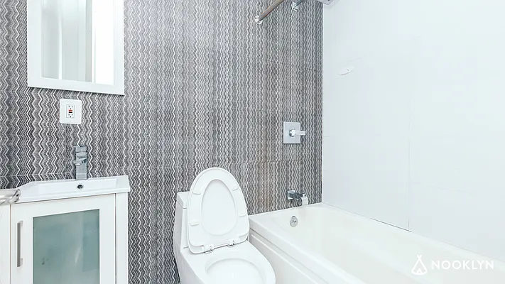 Rented by Nooklyn NYC LLC | media 20