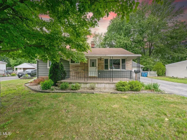 5745 Dornell Dr, Sylvania, OH 43560