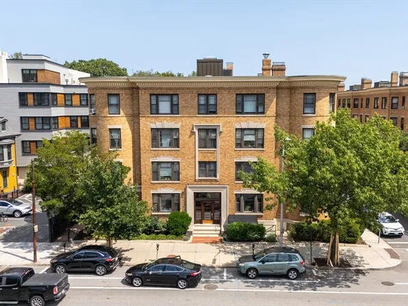 1783 Massachusetts Ave APT B, Cambridge, MA 02140
