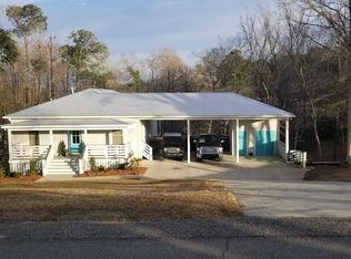 287 Santee Dr, Santee, SC 29142