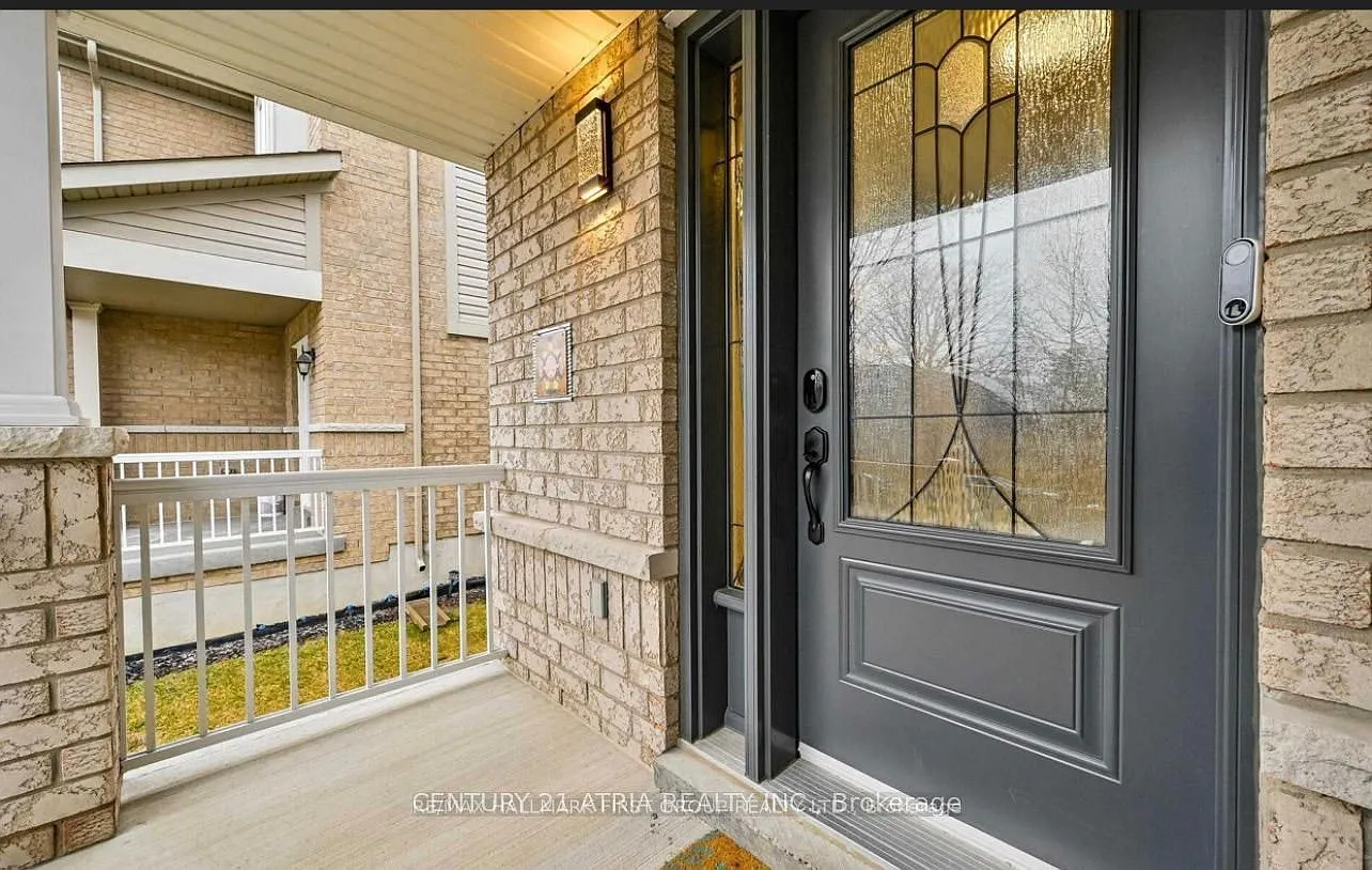 3 bed, $3,200 — Photo 2
