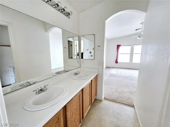 1663 Lefty Garcia Way, Henderson, NV 89002