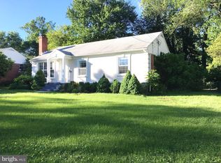 3907 Longstreet Ct, Annandale, VA 22003