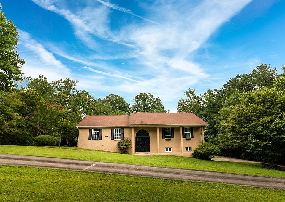 1st image of 102 McPeters Dr