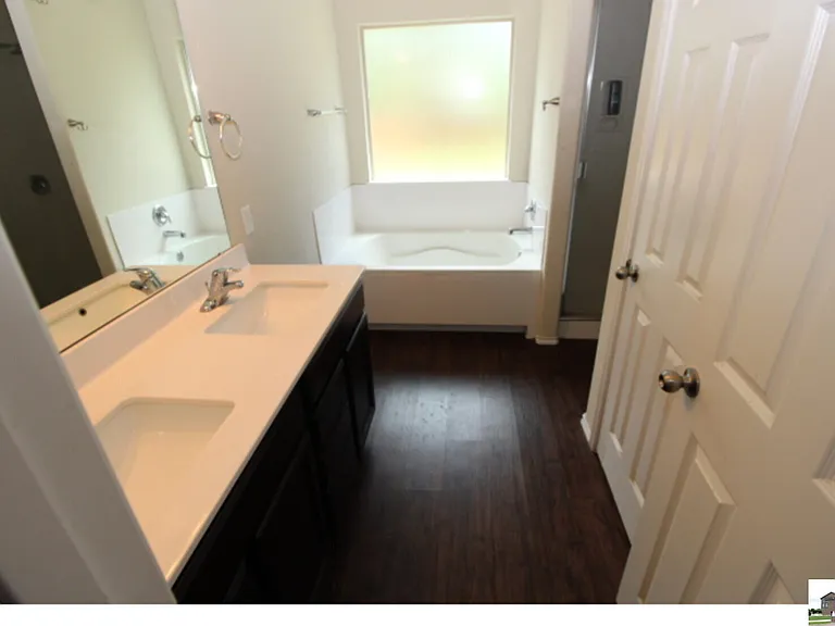 1202 Stonewall Rdg — Photo 21