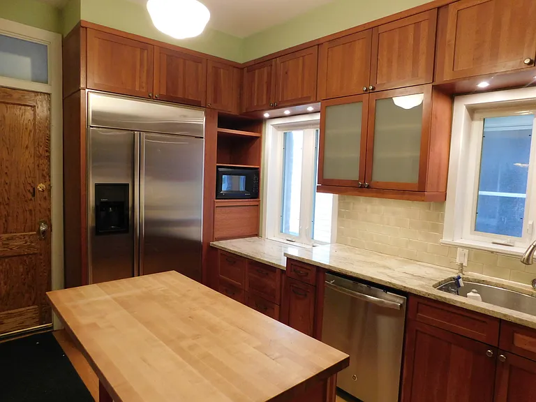 2225 W Giddings St — Photo 6