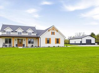 9513 W 2400th Rd, Fontana, KS 66026