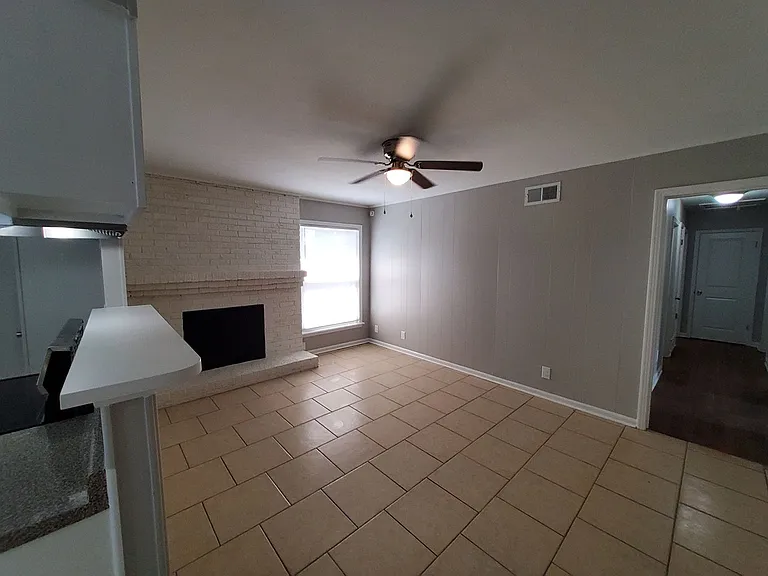3370 Powers Rd — Photo 15