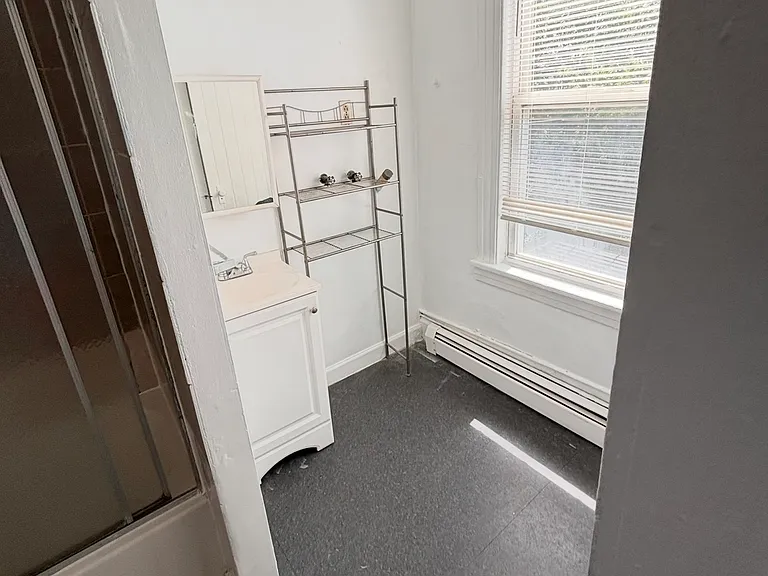 226-228 Ripley Pl #3 — Photo 6