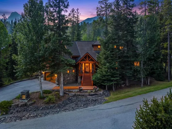 163 NE Cairns Lndg, Canmore, AB T1W 3J9