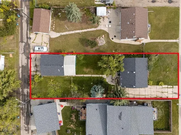 9606 161st St NW, Edmonton, AB T5P 3H1