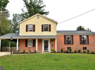 607 Smallwood Rd, Rockville, MD 20850