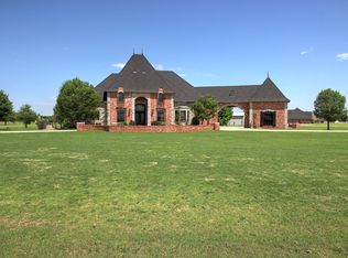10901 Olde Tuscany Rd, Oklahoma City, OK 73173