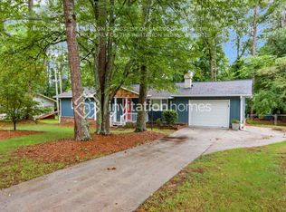 2923 Deshong Dr, Stone Mountain, GA