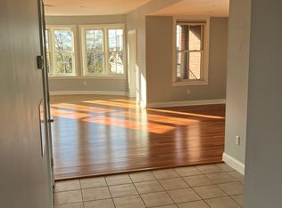 40 College St APT 611, Burlington, VT 05401