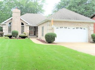 8210 Beech Ave, Munster, IN 46321